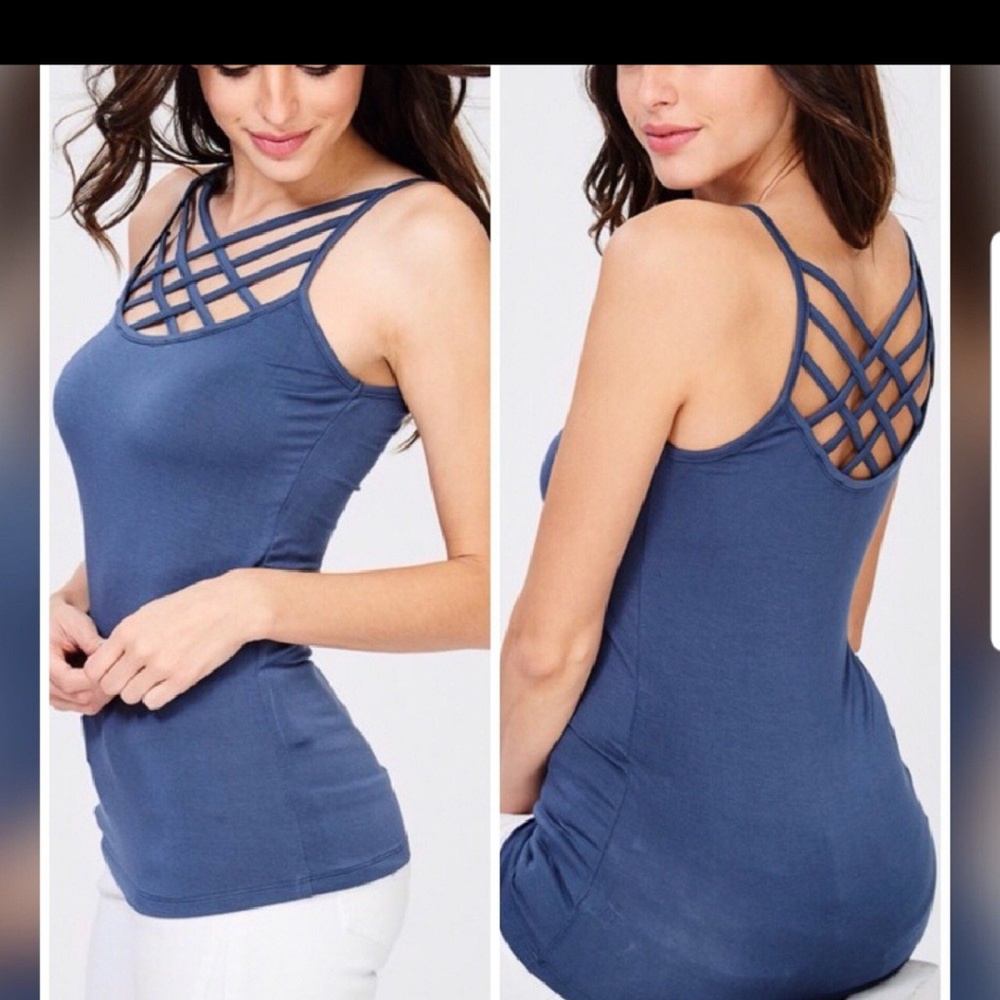 New fitted Reversible woven black tank top - Picture 3 of 3